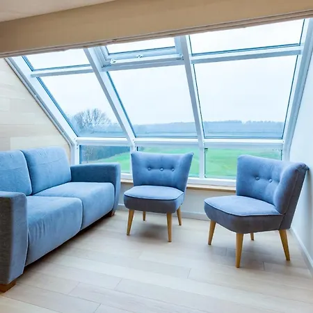 Modry Golf فندق *