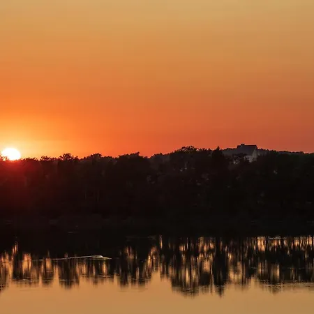 فندق Modry Golf تشوسزشنو