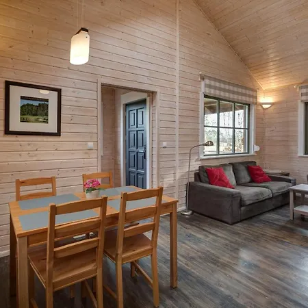 Modry Golf فندق *